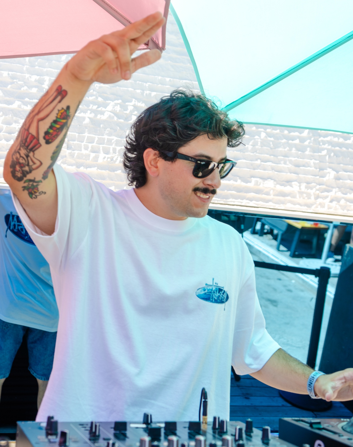 Hard Rock Pool Party photo 31