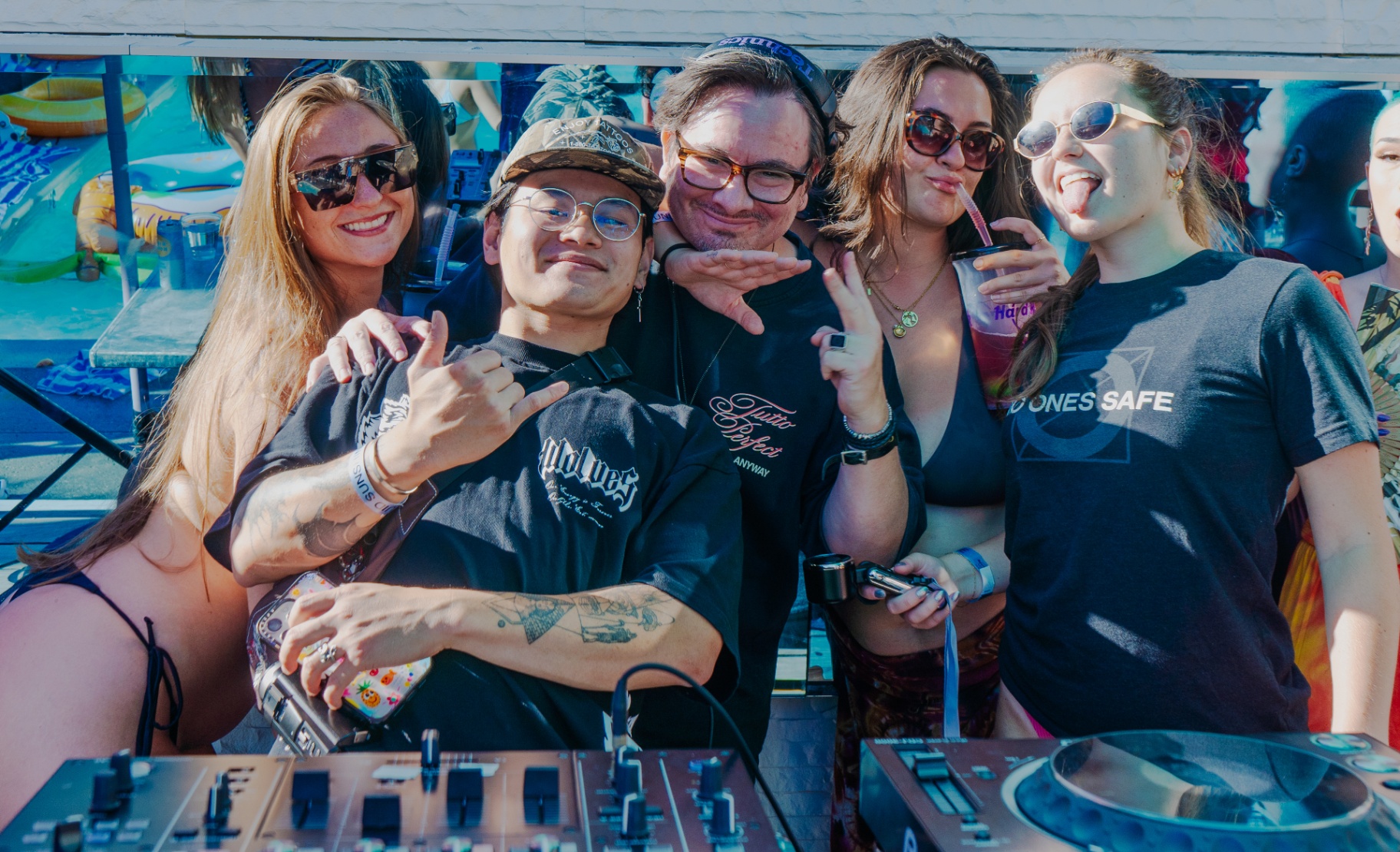 Hard Rock Pool Party photo 55