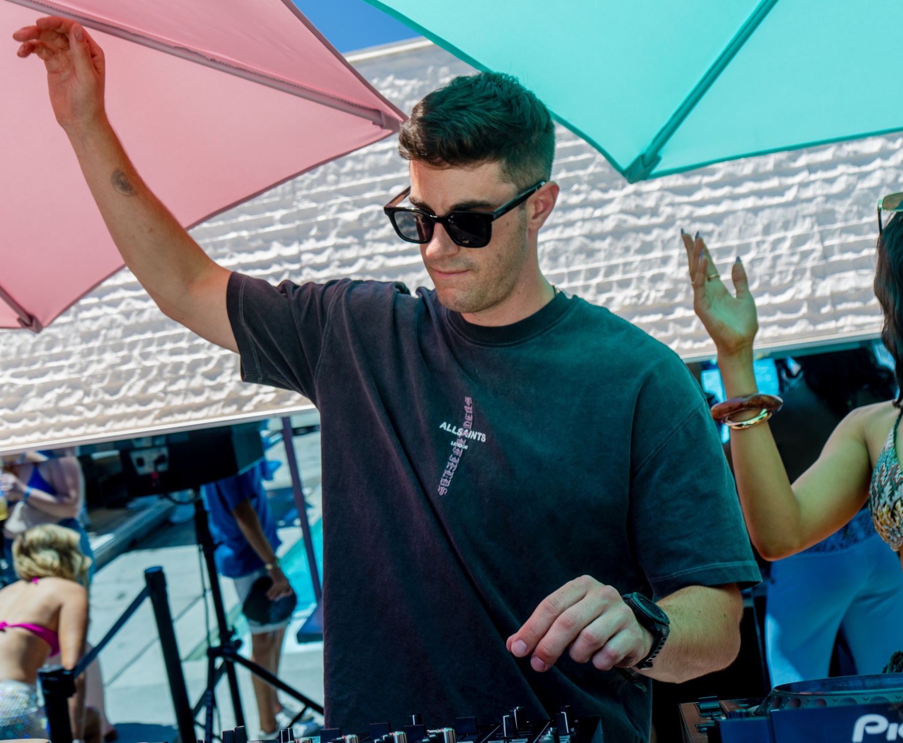 Hard Rock Pool Party photo 29